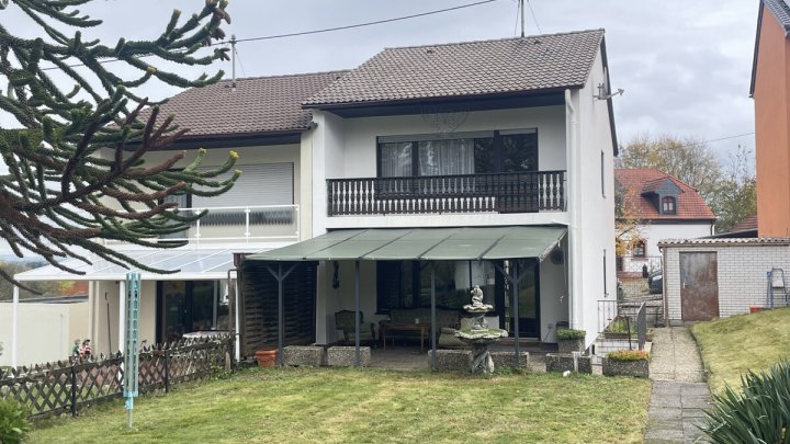 Gemütliches Einfamilienhaus mit großzügigem Außenbereich