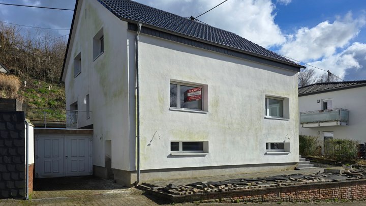 Umfangreich modernisiertes Einfamilienhaus in Lebach