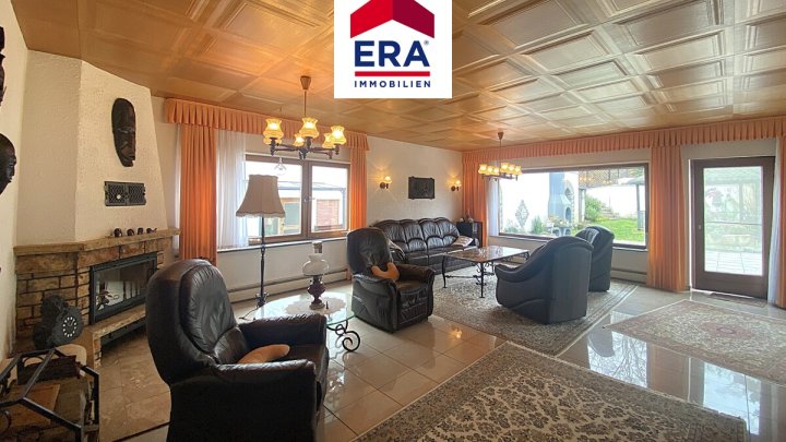 EINFAMILIENHAUS MIT POOL UND EINLIEGERWOHNUNG, RUHIGE LAGE IN GROSSROSSELN/EMMERSWEILER