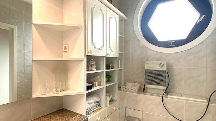 EINFAMILIENHAUS MIT POOL UND EINLIEGERWOHNUNG, RUHIGE LAGE IN GROSSROSSELN/EMMERSWEILER