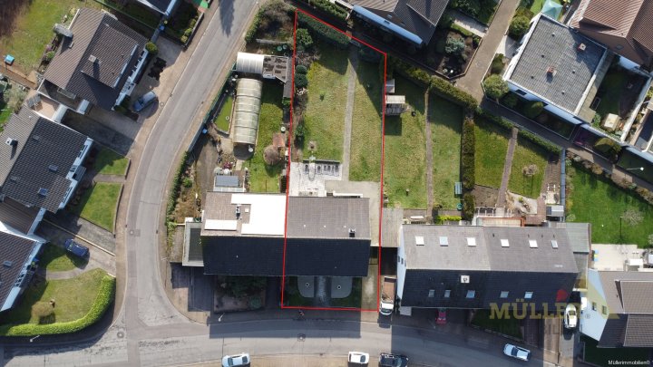 Ein- bis Zweifamilienhaus mit Garten in ruhiger Wohnlage sucht neue Bewohner