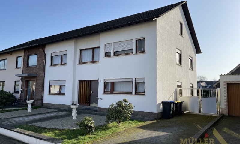 Ein- bis Zweifamilienhaus mit Garten in ruhiger Wohnlage sucht neue Bewohner