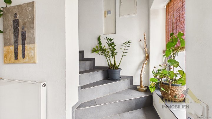 Gepflegtes Reihenmittelhaus in Schmelz mit Garten