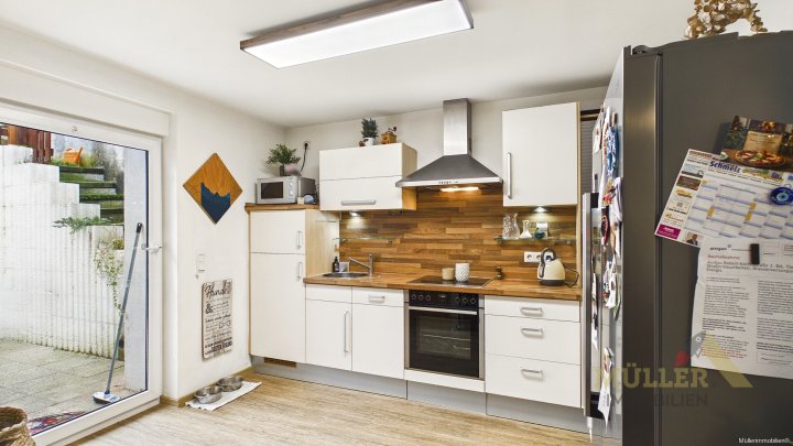 Gepflegtes Reihenmittelhaus in Schmelz mit Garten