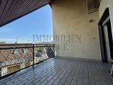 überdachter Balkon