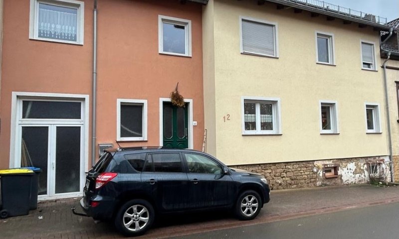 Großzügiges 1 Familienhaus und großem Grundstück in sehr ruhiger Lage von Schiffweiler