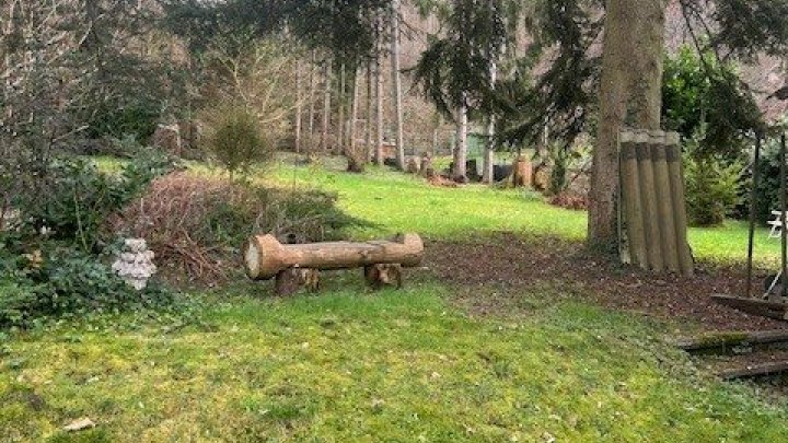 Ihr neues Zuhause: Großzügiges Familienhaus mit traumhaftem Garten