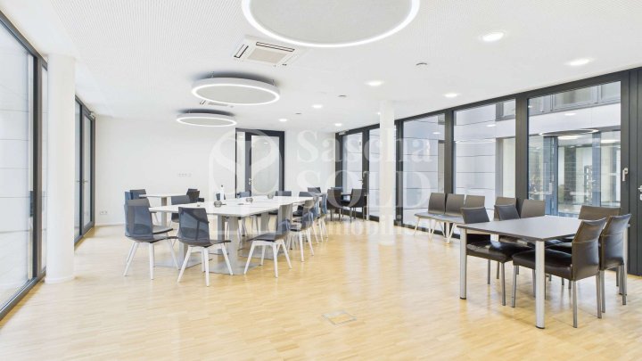 Repräsentative & moderne Gewerberäume auf 1.189 m² mit Glasfaser, Meetingräumen & Stellplätzen