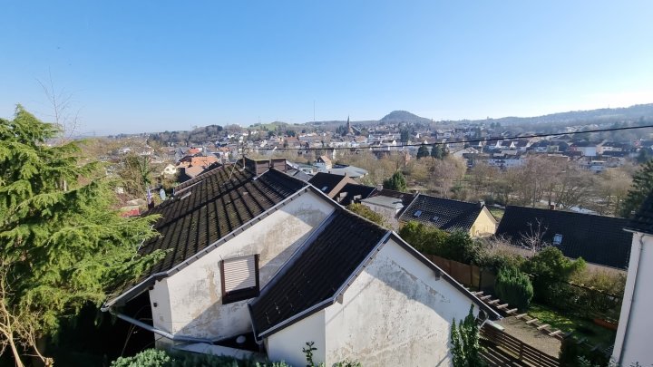 Gepflegtes Zweifamilienhaus in ruhiger Nebenstraße von Püttlingen