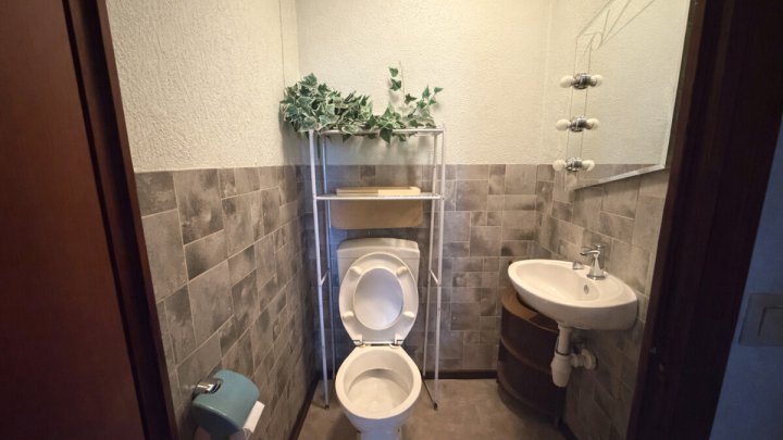 Bungalow-Doppelhaushälfte mit ca. 200 m² Wohnfläche auf einer Ebene