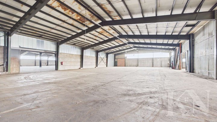 Logistik- und Gewerbefläche mit 14 Überladebrücken – flexibel teilbar