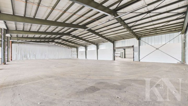 Logistik- und Gewerbefläche mit 14 Überladebrücken – flexibel teilbar