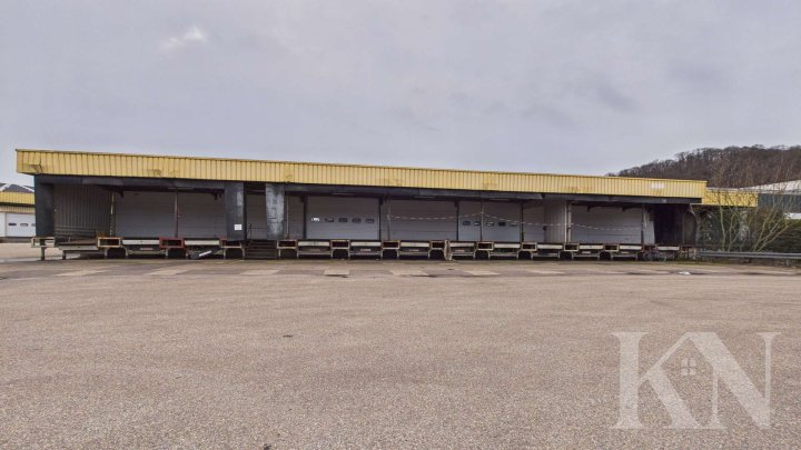 Logistik- und Gewerbefläche mit 14 Überladebrücken – flexibel teilbar