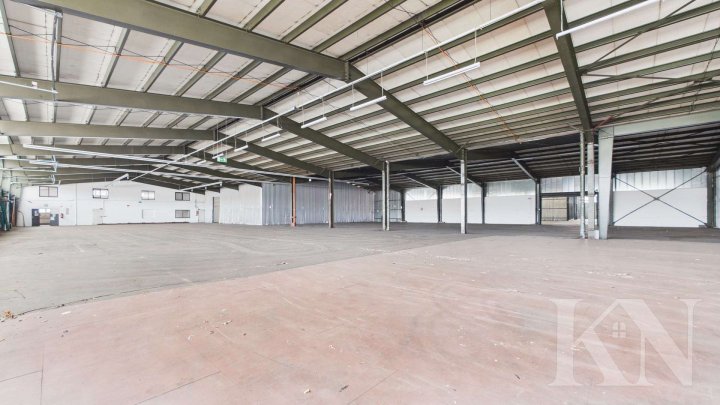 Logistik- und Gewerbefläche mit 14 Überladebrücken – flexibel teilbar