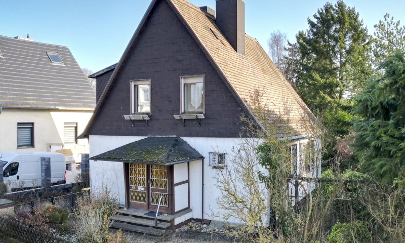 Ihr neues gemütliches Zuhause mit traumhafter Lage und Grundstück in verkehrsberuhigtem Bereich