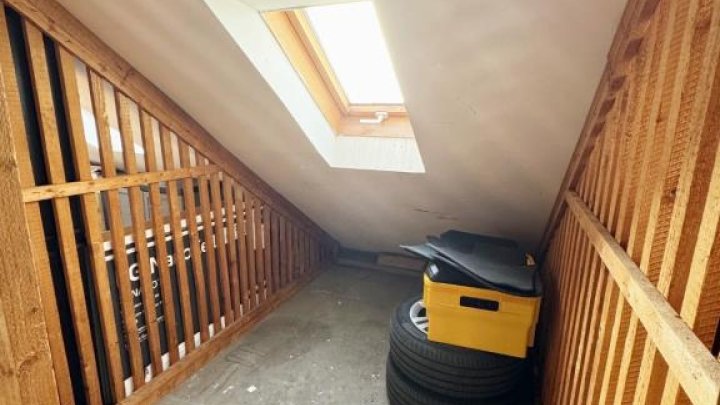 Gepflegte 3 ZKB-ETW mit Balkon & Aufzug in Riegelsberg!