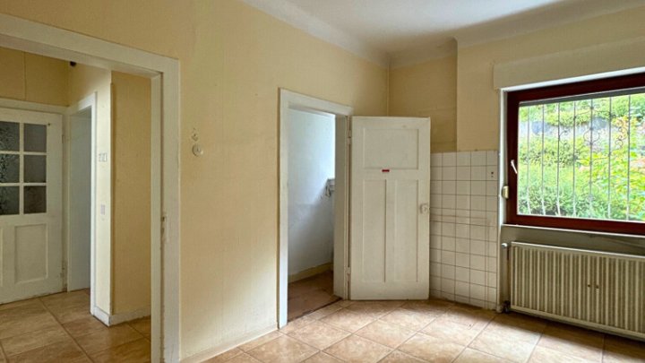 2-3 Familienhaus mit Bauplatz in guter Lage von Fechingen