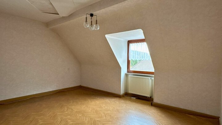 2-3 Familienhaus mit Bauplatz in guter Lage von Fechingen