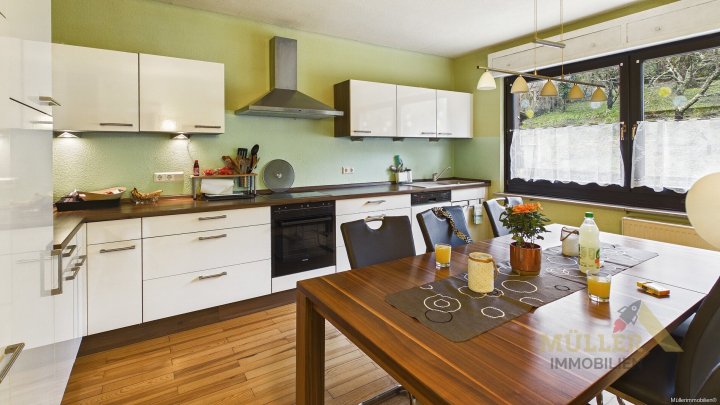 Seltene Gelegenheit in Saarfels: Einfamilienhaus mit viel Platz und Garten