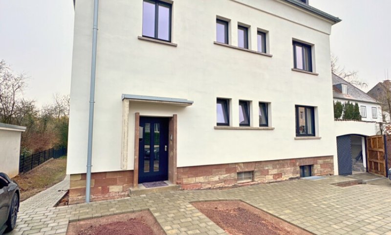 Erstbezug nach Kernsanierung - 3-ZKB mit Balkon in toller Lage auf dem Rotenbühl