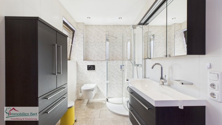 MERZIG: WOHNHAUS MIT GEWERBE IN TOP LAGE