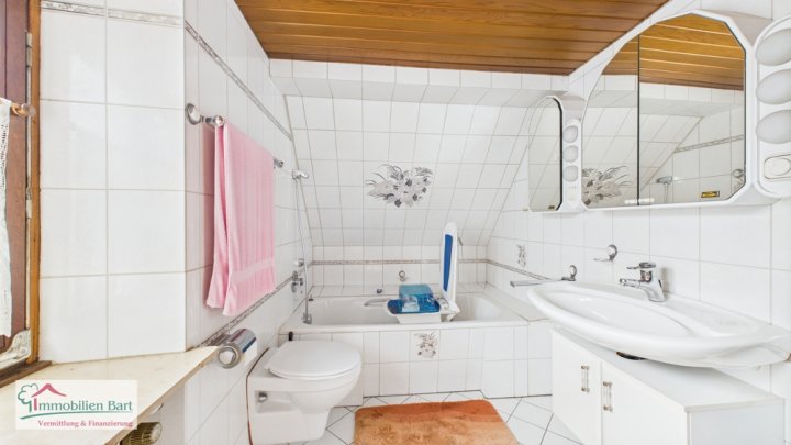 MERZIG: WOHNHAUS MIT GEWERBE IN TOP LAGE