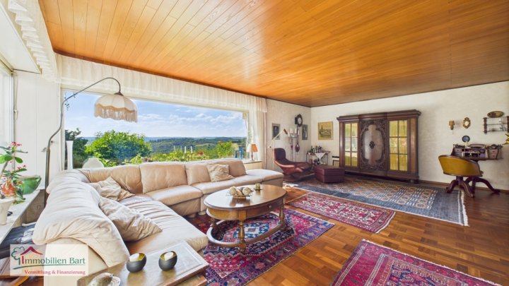 TOLLE FERNSICHT IN NATURNAHER LAGE VON MERZIG!