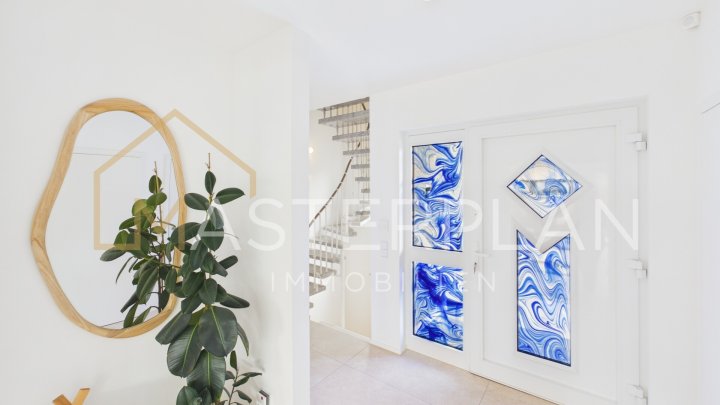 Stilvoll renoviertes Einfamilienhaus mit Panoramakamin, Traumküche und inklusive Baugrundstück in ruhiger Sackgasse