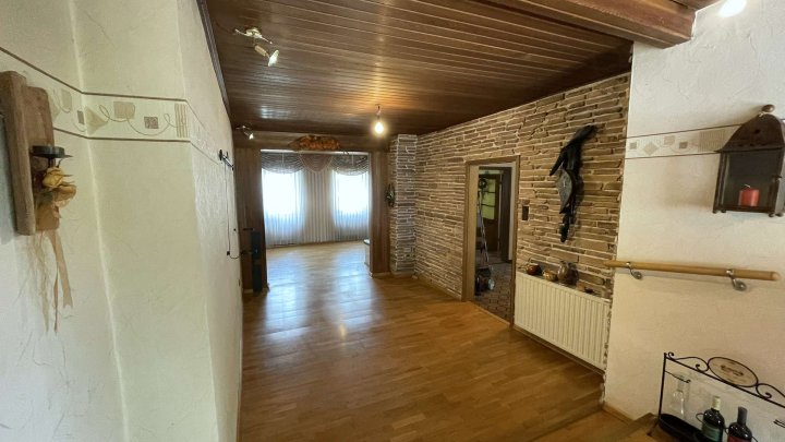 EFH mit schönem Garten in Saarbrücken-Güdingen
