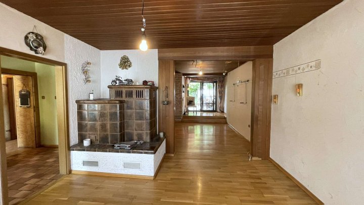EFH mit schönem Garten in Saarbrücken-Güdingen