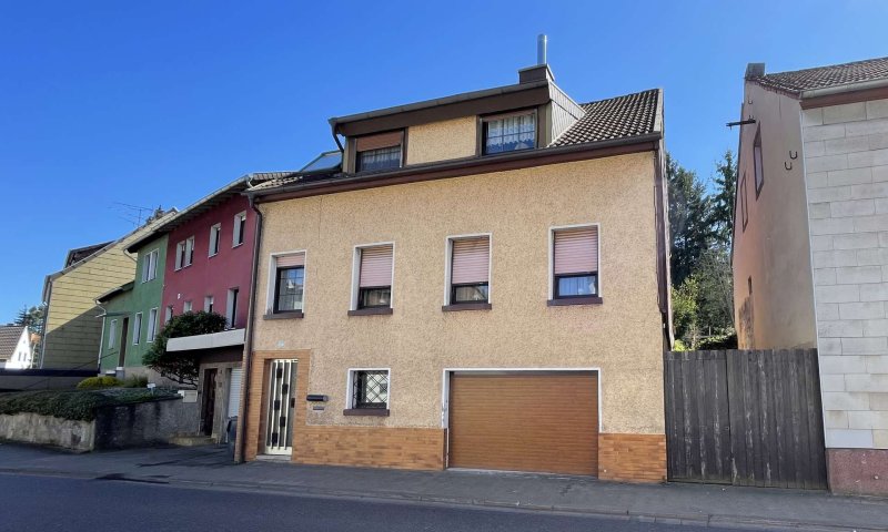 Einfamilienhaus mit Extras in Saarbrücken-Güdingen