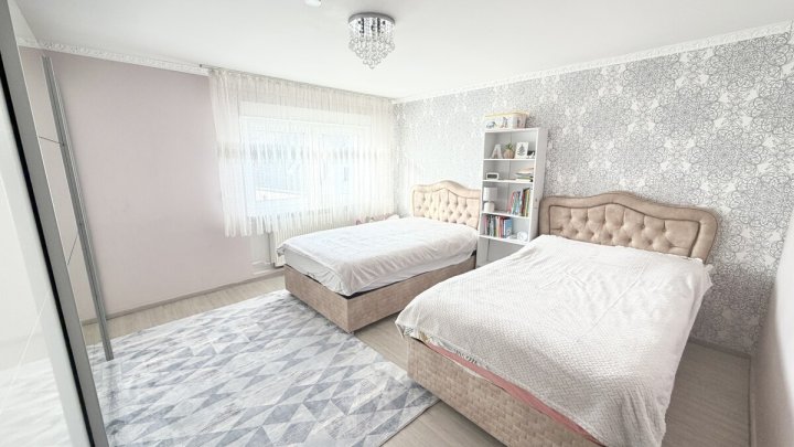 Modernisiertes Einfamilienhaus in zentraler Lage von Merzig mit Garten und Garage