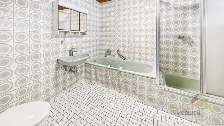 Reihenmittelhaus mit viel Potenzial und großen Garten sucht neuen Besitzer