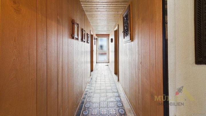 Reihenmittelhaus mit viel Potenzial und großen Garten sucht neuen Besitzer