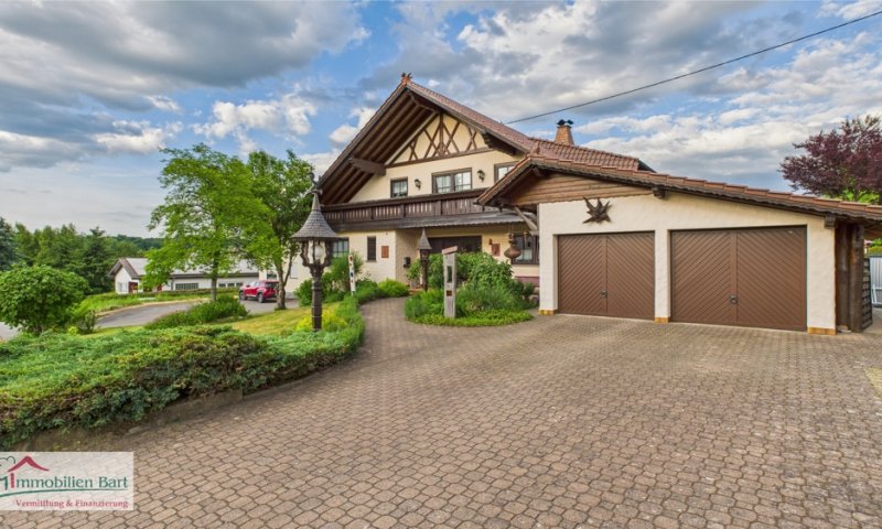 GEMÜTLICHES WOHNHAUS IN TOP LAGE VON LOSHEIM AM SEE!