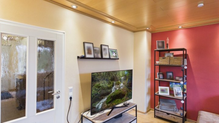 „Freistehendes Einfamilienhaus in idyllischer Waldrandlage – ideal für Pferdeliebhaber