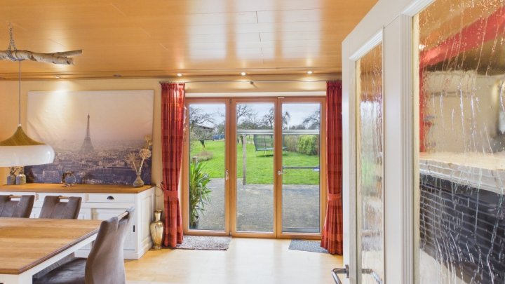 „Freistehendes Einfamilienhaus in idyllischer Waldrandlage – ideal für Pferdeliebhaber