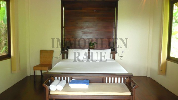 PRIVATE VILLA MIT TRAUMAUSSICHT IN SÜD-THAILAND - ANMIETUNG MAX. 3 WOCHEN