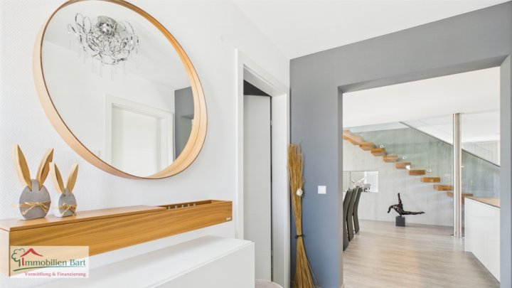 GRENZE L-WORMELDANGE: TOLLES WOHNHAUS / TOLLES GRUNDSTÜCK / 2 BÄDER / GROSSE GARAGE / TOP LAGE!