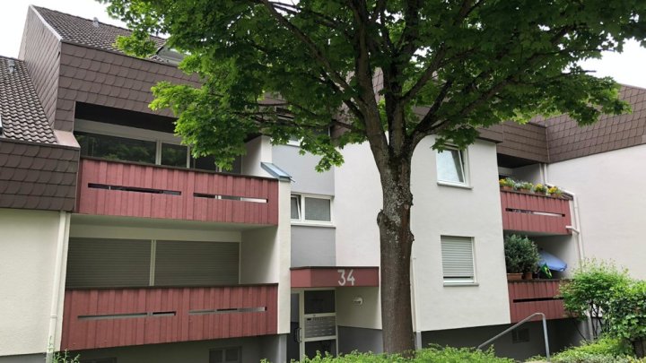 2-ZKB Maisonette mit Loggia, EBK + Tiefgarage, beliebte Lage am unteren Eschberg