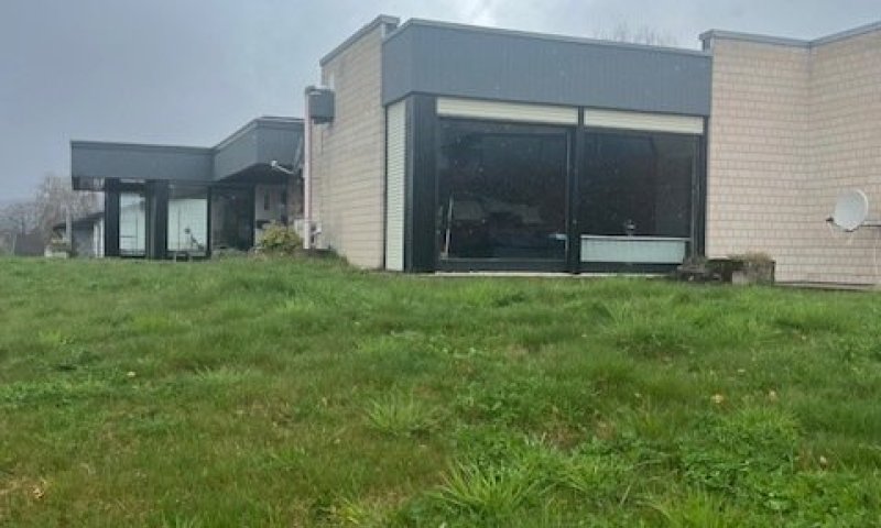 Großzügiges Architektenhaus in Beckingen - Viel Platz für Ihre Familie