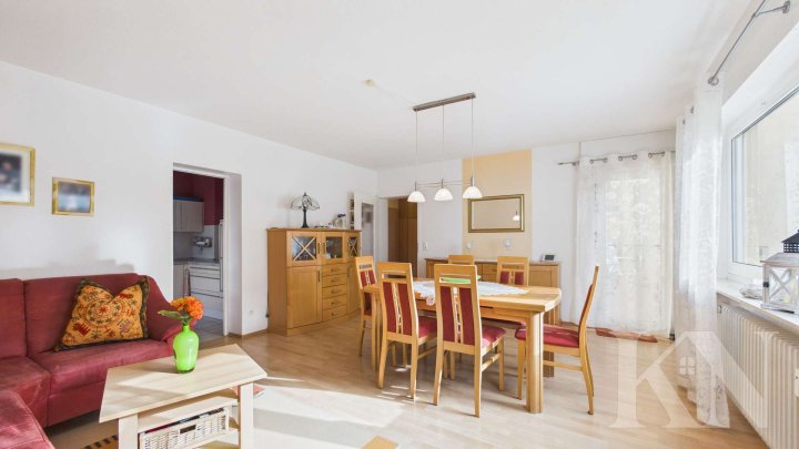 Dudweiler Süd! Gepflegte 3 Zimmer-Küche-Bad Wohnung