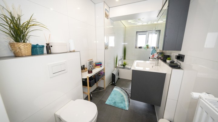 Kapital oder Eigennutzer Wohnung+Gewerbe mit Umbaupotenzial ohne Garten mit Terrasse