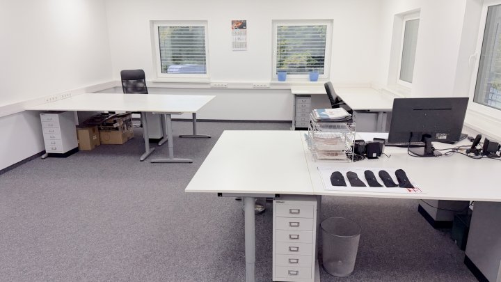 Lukrative große Büroflächen Gesamt oder Teilmiete  in einem modernen Gewerbepark Am Nusskopf