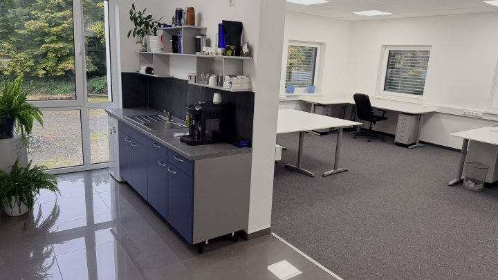 Lukrative große Büroflächen Gesamt oder Teilmiete  in einem modernen Gewerbepark Am Nusskopf