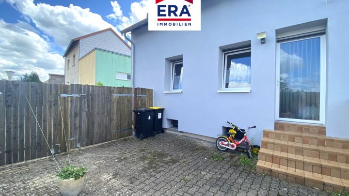 OHNE VERMITTLUNGSGEBÜHREN ! EINSEITIG ANGEBAUTES EINFAMILIENHAUS IN PETITE-ROSSELLE/FR, NÄHE SB