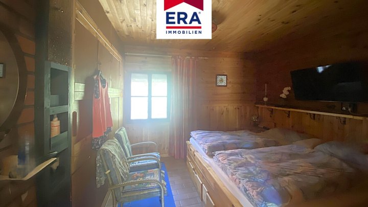 OHNE VERMITTLUNGSGEBÜHREN! FERIENHAUS MIT BOOTSHAUS UND BOOTSSTEG AM STOCKWEIHER/FR