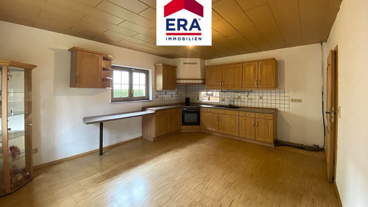 KEINE VERMITTLUNGSGEBÜHREN - EINFAMILIENHAUS AM SEE IN HOLVING/FR, HIRBACHER WEIHER