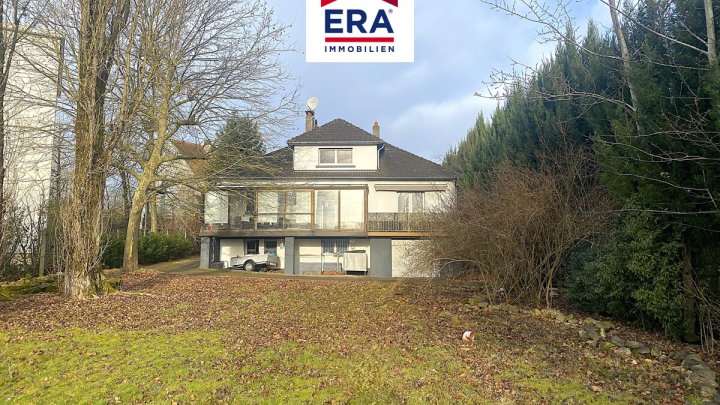 KEINE VERMITTLUNGSGEBÜHREN ! EINFAMILIENHAUS MIT POOL, RUHIGE LAGE, IN FORBACH/FR, NÄHE SB