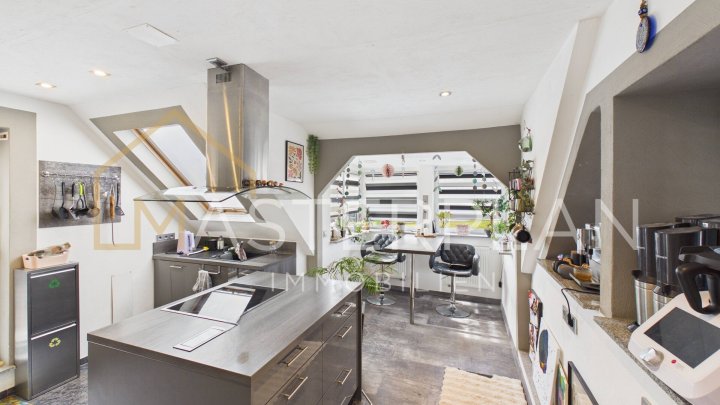 2 Wohnungen. 1 Traumgrundstück. Unzählige Möglichkeiten